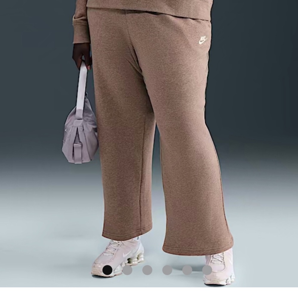 Nike Women's Sweat Pants NWT